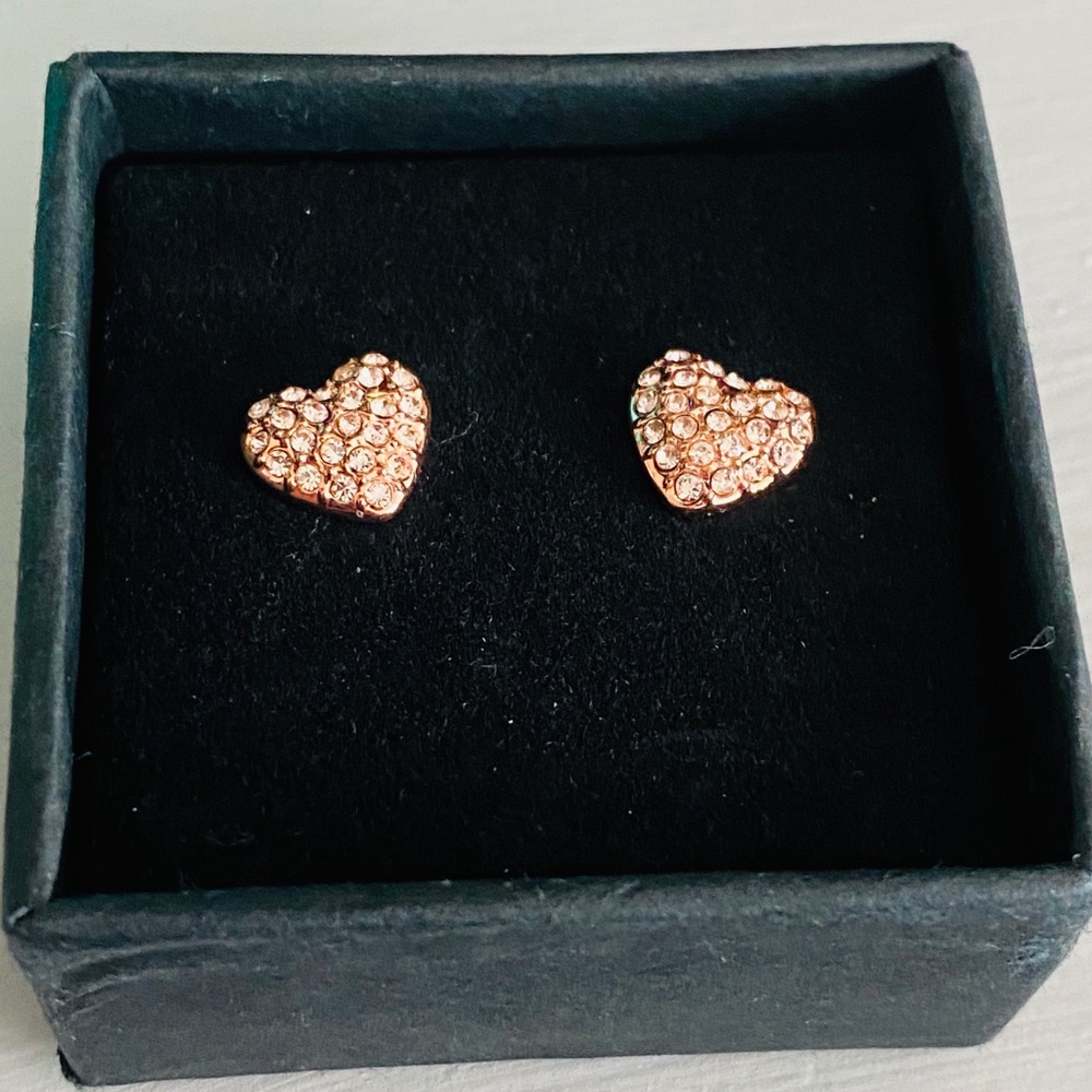 Marc by Marc Jacobs rose gold pave heart earrings